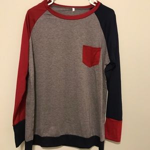 XXXL NEVER WORN, FUN, LIGHT WEIGHT SWEATER!!!